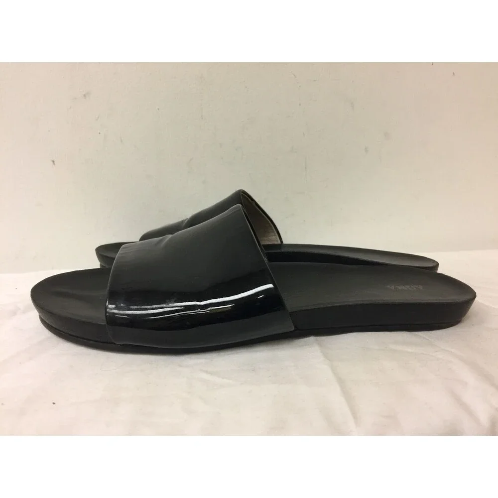 ASKA  Women Black flat sides sandals  size EUR 38